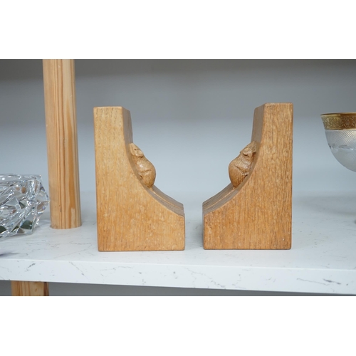 1313 - Workshop of Robert Mouseman Thompson of Kilburn - a pair of English oak single mouse bookends, e... 