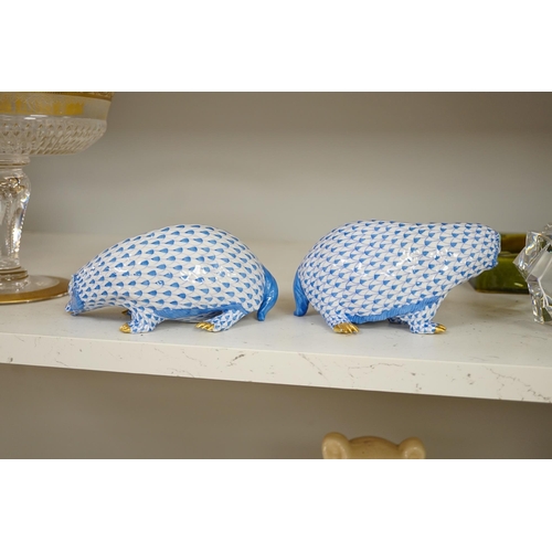 1315 - A pair of Herend limited edition hand painted models of Badgers, numbered 70 of 200, 16.5cm long, wi... 