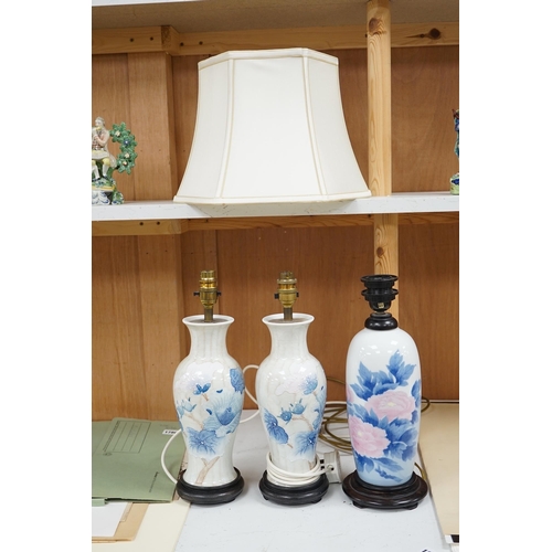 1376 - A pair of modern porcelain table lamps, and one other, one with shade (3). Condition - good, not tes... 