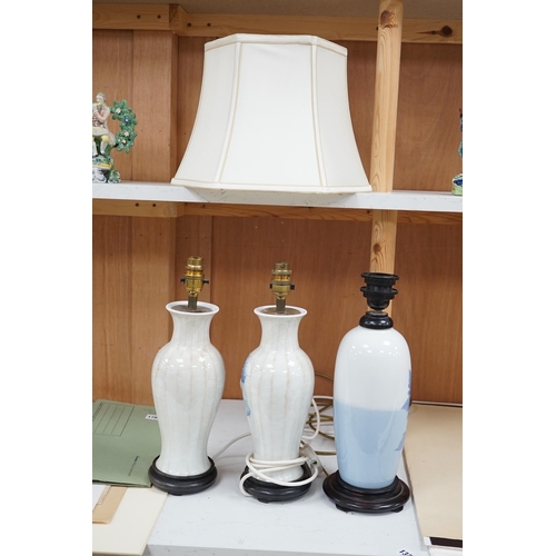 1376 - A pair of modern porcelain table lamps, and one other, one with shade (3). Condition - good, not tes... 