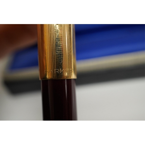 1403 - A cased Parker fountain pen. Condition - fair