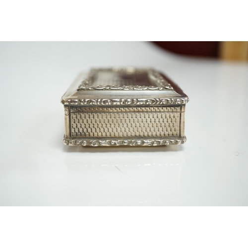 1834 - A George IV silver rectangular table snuff box, by Edward Stammers, Birmingham, 1827, 86mm. Conditio... 