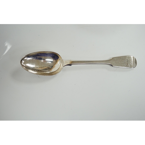 1845 - A part canteen of George V silver Hanovarian rat-tail flatware by Francis Stebbings, London, 1915, c... 