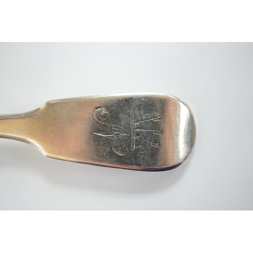 1845 - A part canteen of George V silver Hanovarian rat-tail flatware by Francis Stebbings, London, 1915, c... 