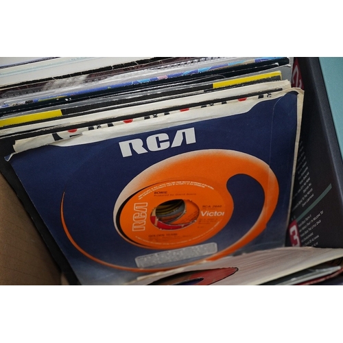 252 - A collection of 7 inch singles, labels include harvest, EMI, Atlantic, Phillips, Pye, etc. artists i... 