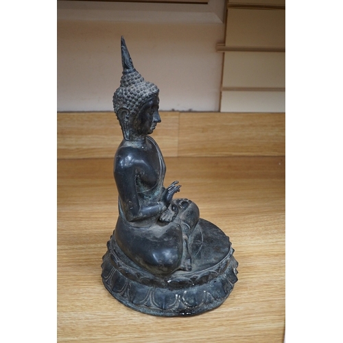 367 - A Thai bronze seated figure of Buddha Shakyamuni, 36cm high. Condition - good