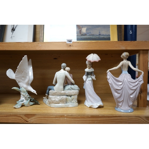 429 - Three Lladro figure groups to include a dancer and a seagull together with another Spanish porcelain... 