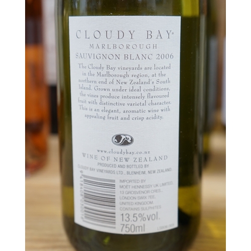 433 - Eighteen bottles of mixed white and rosé wine, including five Cloudy Bay Sauvignon blanc 2005, five ... 