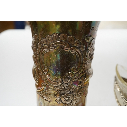 826 - An Edwardian silver vase, embossed with hunting scene, with blue glass liner, Manoah Rhodes & Sons L... 