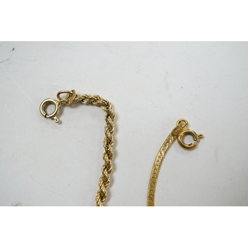 902 - Four assorted 9ct gold chains or necklaces and a 9ct gold bar brooch, 14.7 grams. Condition - fair t... 