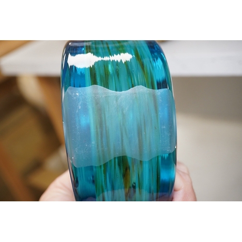 1328 - A Murano Sommerso two colour glass vase, 21.5cm high, and a sculptural glass piece, 29cm high. Condi... 