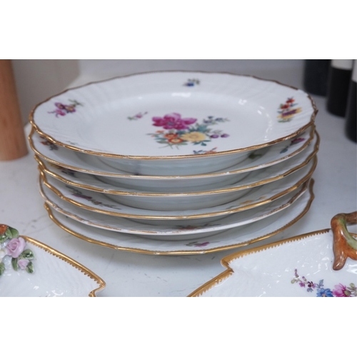 1382 - A 19th century Copenhagen flower painted eight piece part dessert service. Condition - fair to good... 