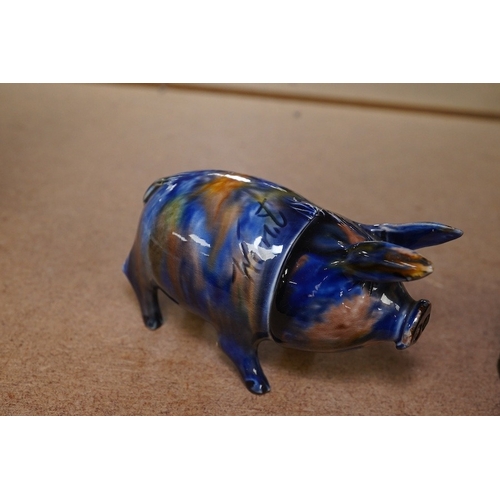 1430 - A Rye Pottery lustre glazed pig with detachable head, incised “Wunt Be Druv”, 9cm wide. Condition - ... 