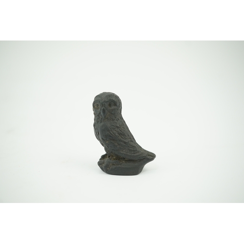 1460 - Attributed to Wedgwood, a black basalt intaglio fob seal, c.1809, modelled as an owl, inscribed For... 