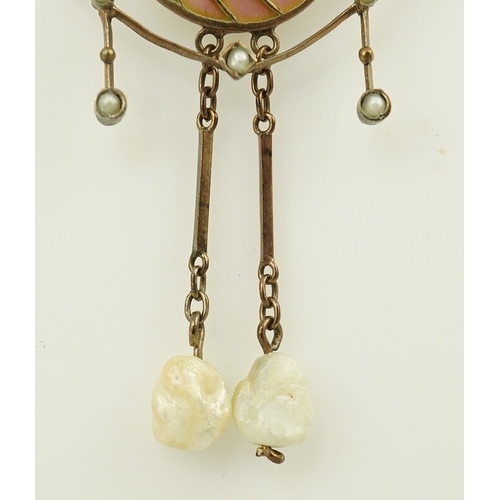 168 - An early 20th century French silver gilt, baroque and seed pearl set plique a jour enamel pendant ne... 