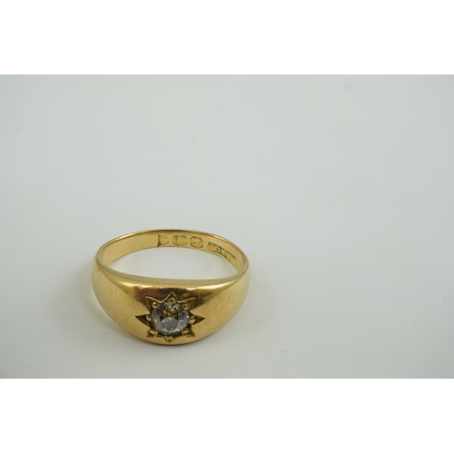 182 - An early 20th century 18ct gold and gypsy set solitaire diamond ring, size M/N, gross weight 5.7 gra... 