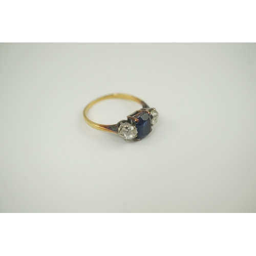 206 - A gold, single stone oval sapphire and two stone round cut diamond set ring, size M, gross weight 2.... 