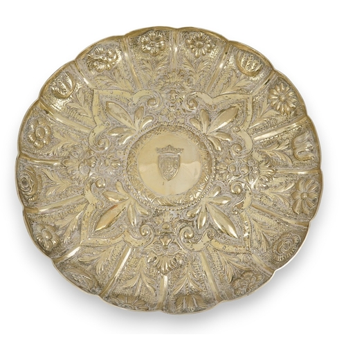 30 - A late 19th/early 20th century Portuguese 833 standard embossed silver shallow dish, decorated with ... 