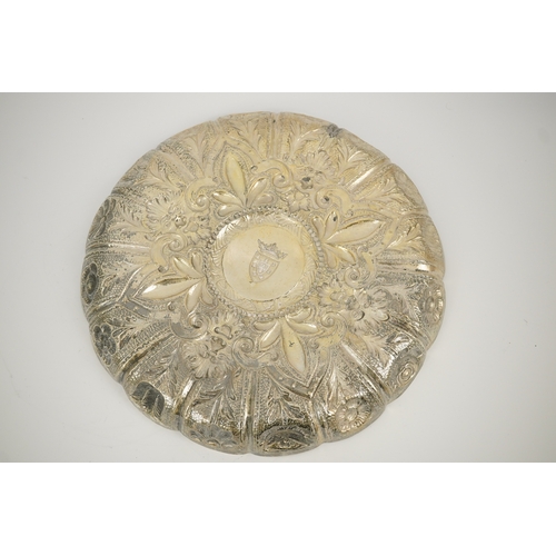 30 - A late 19th/early 20th century Portuguese 833 standard embossed silver shallow dish, decorated with ... 