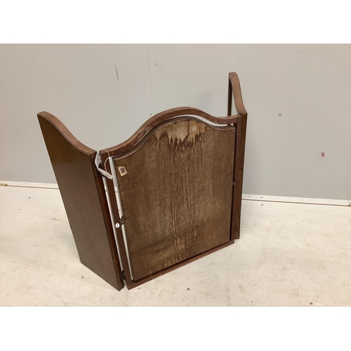 1027 - An early 20th century mahogany triple plate toilet mirror, height 67cm. Condition - fair, plate spot... 