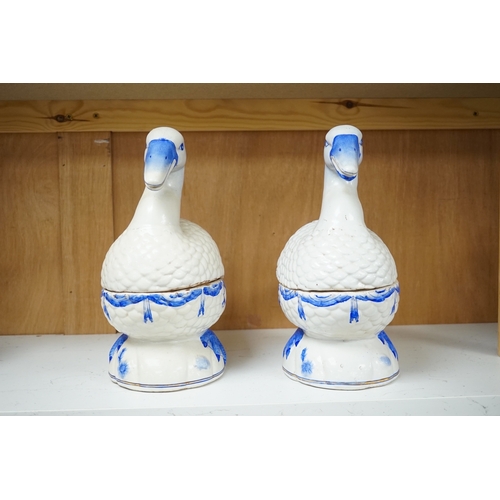 1257 - A pair of early to mid 20th century Chinese duck tureens and covers, 28cm tall. Condition - good... 