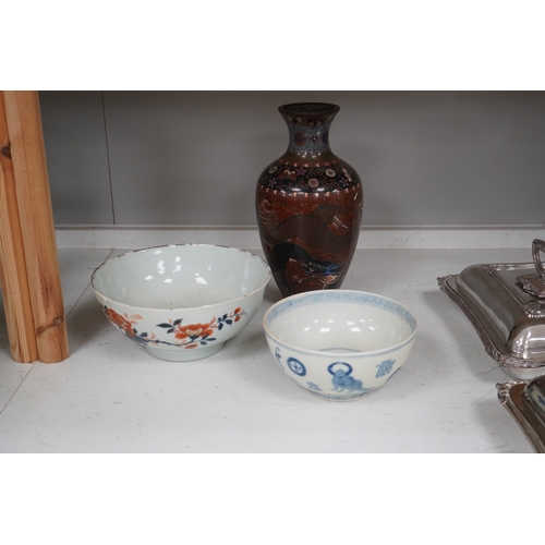 1320 - Three pieces of Chinese and Japanese ceramics to include an 18th century Chinese export bowl and a c... 