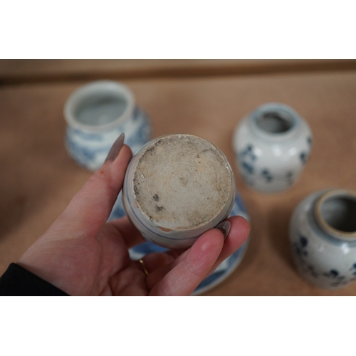 1405 - Three Chinese blue and white jars and a dish centre, late Ming dynasty, largest 13cm in diameter. Co... 