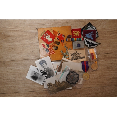 1409 - A quantity of various military ephemera to include a Coldstream guards matchbox holder, buttons, bad... 