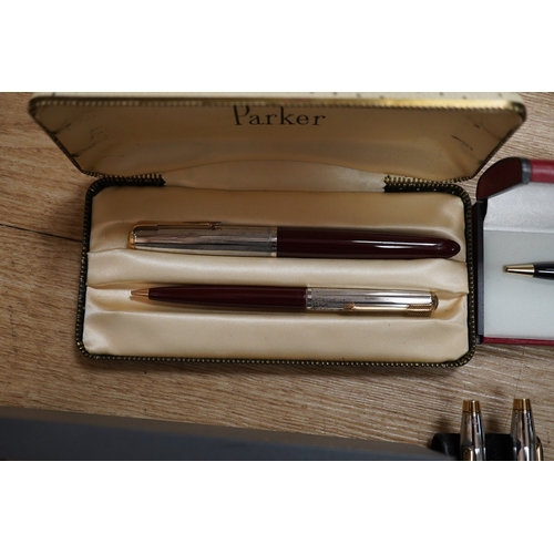 1410 - A quantity of various pens including Parker and Sheaffer. Condition - varies