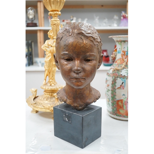 1437 - Bernard Sindall (1924-1998), a bronze head of 'Vanina', on slate plinth base, with accompanying lett... 