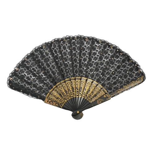 1539 - Three novelty fans with a mixed Brussels lace fan and black lace fan, a small language of love in fl... 