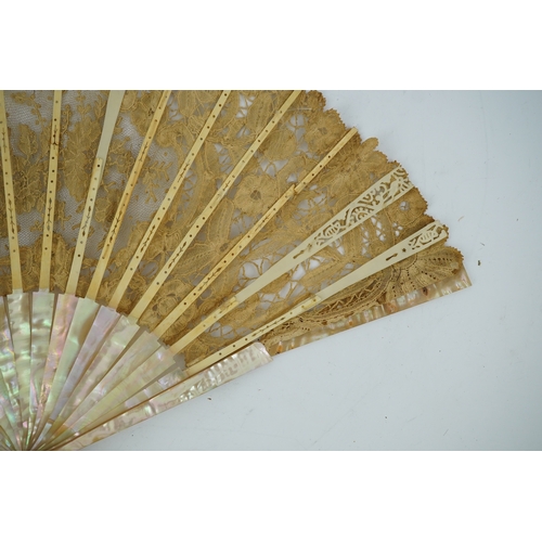 1539 - Three novelty fans with a mixed Brussels lace fan and black lace fan, a small language of love in fl... 