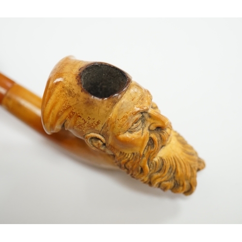 1904 - A small group of collectables including a cased Meerschaum pipe, a Dunhill lighter, a yellow metal m... 