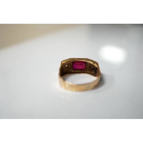 1965 - An 18k, single stone synthetic ruby and two stone diamond set ring, the shoulders embossed with LEX ... 