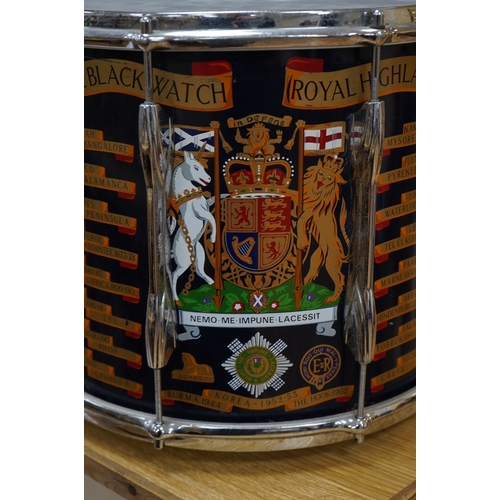 255 - A modern ERII Royal Highland Regiment military side drum by Premier, 35.5cm diameter skin. Condition... 