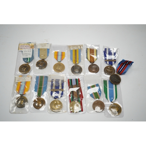 290 - Thirteen United Nations (UN) and NATO medals, eleven UN examples with  in the service of peace to ... 