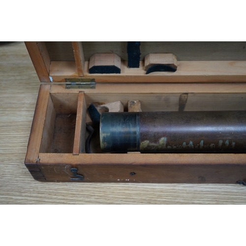 358 - A First World War telescope gunsight by W. Watson & Sons Ltd., London, stamped S.S. Telescope x8 334... 