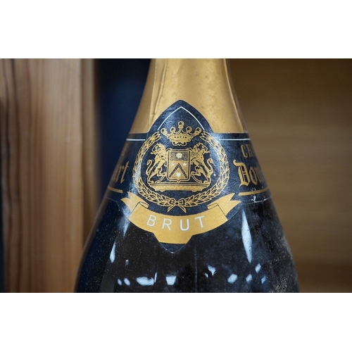 436 - A bottle of 1979 Dom Ruinart blanc de blancs champagne. Condition - fair, storage history unknown... 