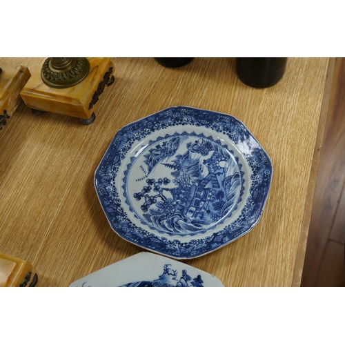 505 - Five 18th century Chinese Export blue and white plates, largest 24cm diameter. Condition - all have ... 