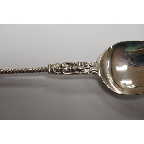 825 - A cased set of twelve late Victorian silver coffee spoons, by Goldsmiths & Silversmiths Co Ltd, Lond... 