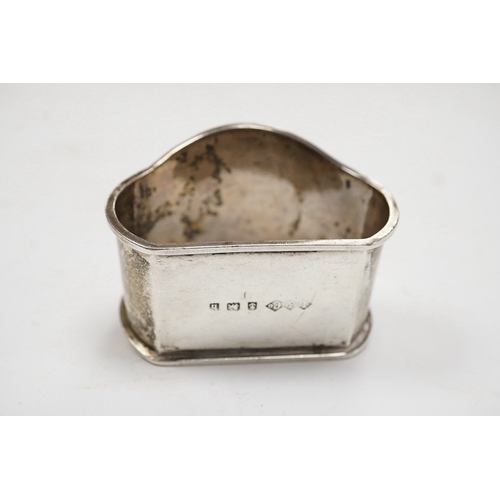 830 - An Edwardian silver and enamelled napkin ring, by Liberty & Co, Birmingham, 1907, 52mm. Condition - ... 