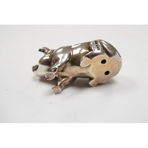 834 - A modern silver pig condiment,? Chamberlain Clarke Partnership, London, 1998, 46mm, 54 grams, Condit... 