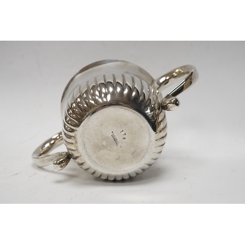 847 - A George V demi-fluted silver porringer, Wilson & Sharp, London 1912, height 82mm, 8.6oz. Condition ... 