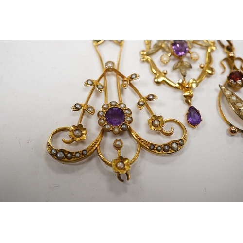 917 - Three assorted early 20th century 9ct and gem set pendants, largest 53mm, gross weight 6.4 grams. Co... 