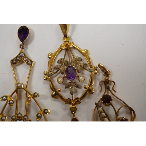 917 - Three assorted early 20th century 9ct and gem set pendants, largest 53mm, gross weight 6.4 grams. Co... 