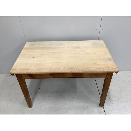 1045 - A Victorian rectangular scrubbed pine kitchen table, width 123cm, depth 76cm, height 78cm. Condition... 