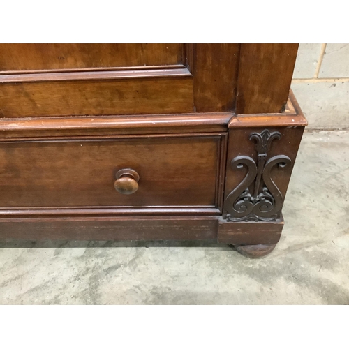 1072 - An early Victorian mahogany compactum wardrobe, width 140cm, depth 72cm, height 200cm. Condition - f... 