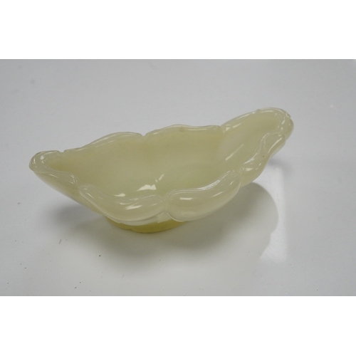 1435 - A Chinese jade lotus shaped brush washer, 13cm wide. Condition - good