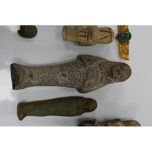 1442 - Three ancient Egyptian carved stone ushabti, tallest 15cm, with carved hieroglyphs to the body, toge... 