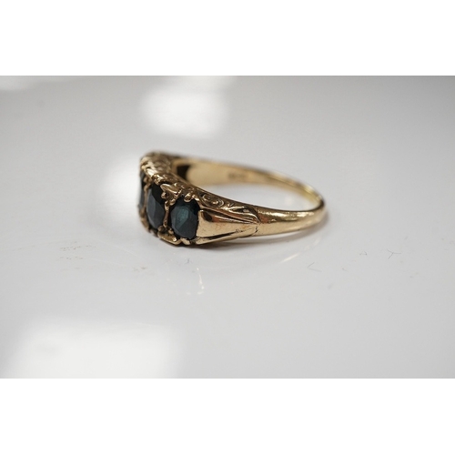 1909 - A 1970's Victorian style 9ct gold and graduated five stone sapphire set half hoop ring, size Q, gros... 